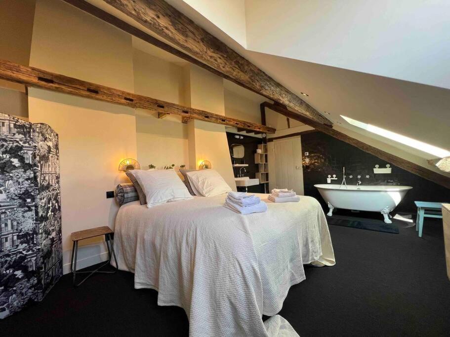 Suite Versailles Quartier Saint-Louis 6 Personnes Exteriör bild